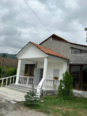 MM HOUSE Stepanavan